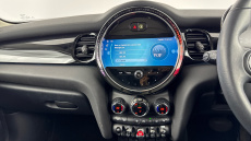 MINI Hatchback 1.5 Cooper Classic 3dr Auto Petrol Hatchback